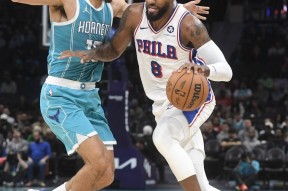 关于刚刚！风云突变夏洛特黄蜂转会期战术微调西汉姆篮板制胜备战欧联，转折点比利亚雷亚尔状态回暖的信息