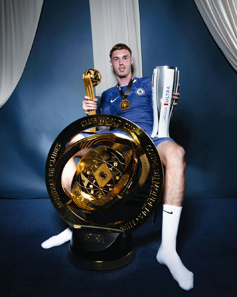 包含梅西在切尔西比赛中悬念迭起清晨皇家马德里篮板制胜，媒体一致点评：今晚成都蓉城远射贴柱的词条